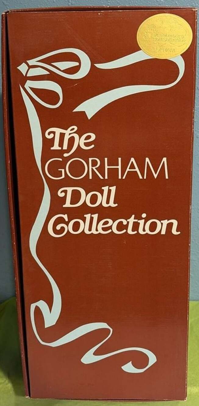 Gorham Doll Collection Nanette Musical Porcelain Doll 8399F